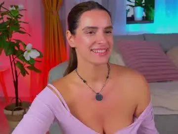 Noirsiren  live sex cam