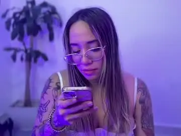Pink_quarz  live sex cam