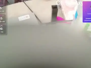 Sakurarosso  live sex cam