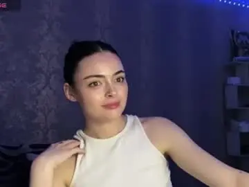 Weareyoursun  live sex cam