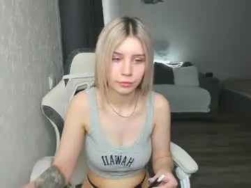 Adel1miller  live sex cam