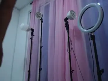 Charlotte_lia_  live sex cam