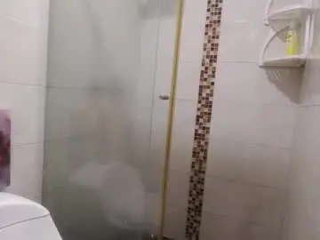 Charlotte_lia_  live sex cam