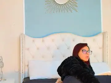 Emily_loperaa  live sex cam