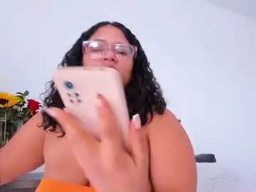Iriss_25  live sex cam