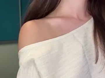Juicy_cutiie  live sex cam