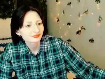 Kira__cutie  live sex cam