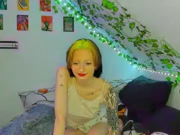 Kira__cutie  live sex cam