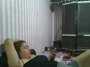 Kurdapya28  live sex cam