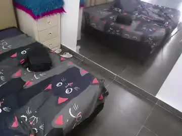 Lizz_99  live sex cam