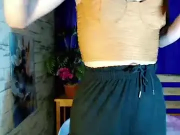 Marishkafoxx  live sex cam