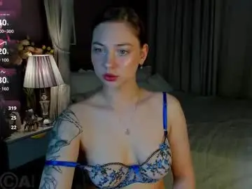 Maybe_mia  live sex cam