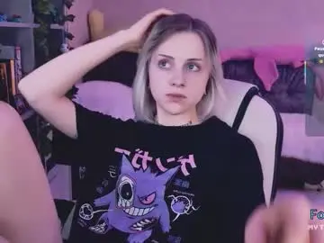 Nanitamoore  live sex cam