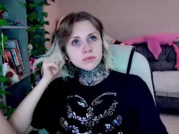 Nanitamoore  live sex cam