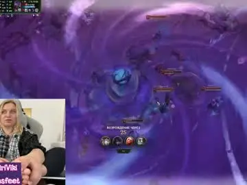 Strupedsunicorns  live sex cam