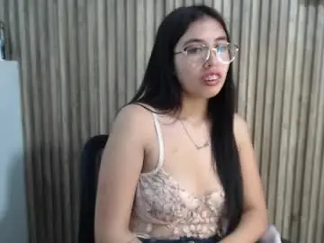 Valk_diaz  live sex cam