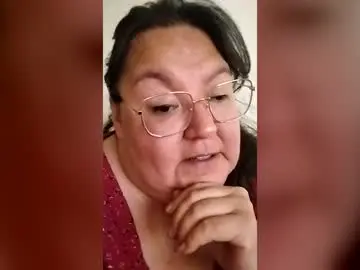 Awoobles7  live sex cam