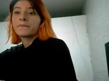 Bella_thorne1999  live sex cam