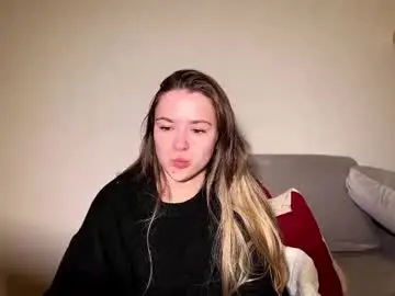 Blondewhisper  live sex cam