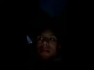 Fernandahils  live sex cam