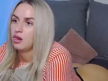 Foxy_kimmi  live sex cam