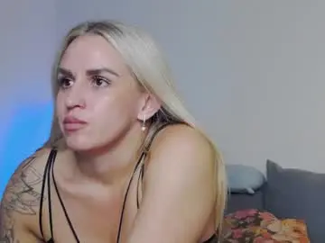 Foxy_kimmi  live sex cam