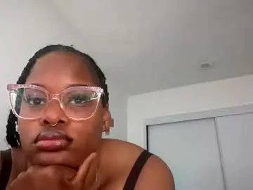 Minaplusdoll  live sex cam