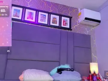 Monserrat_girl  live sex cam