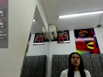 Moon78max  live sex cam