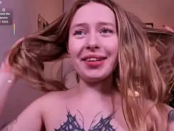 Veronica_blush  live sex cam