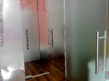 Anyarayne  live sex cam