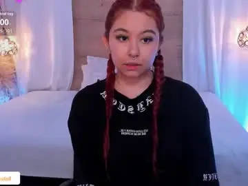 Atena_cuteee  live sex cam