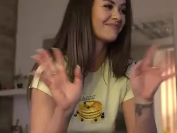 Glamourousmom  live sex cam