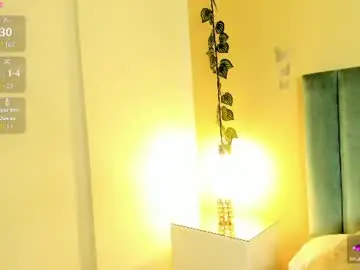 Harleyqueen_robbie  live sex cam