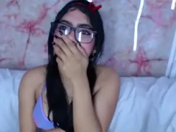 Holly_watson_  live sex cam