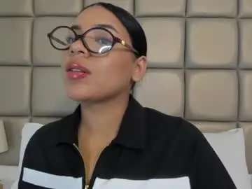 Lilly_williamss  live sex cam