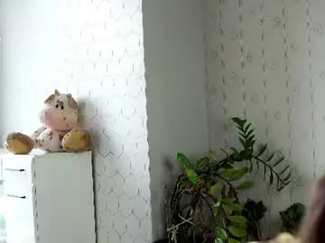Luna_moonie  live sex cam