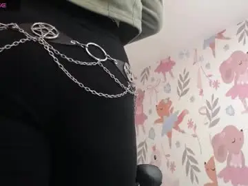Luxury_11r  live sex cam