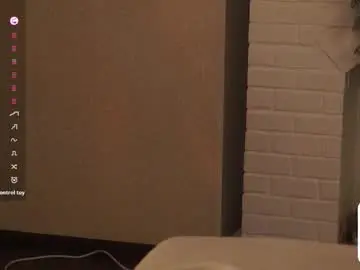 Maybellebyone  live sex cam