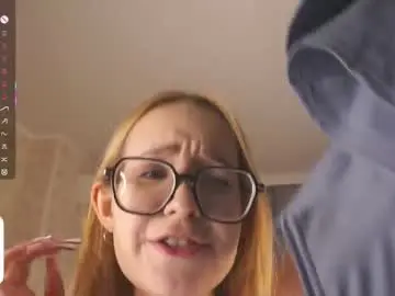Maybellebyone  live sex cam