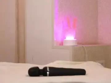 Maybellebyone  live sex cam
