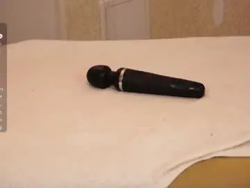 Maybellebyone  live sex cam