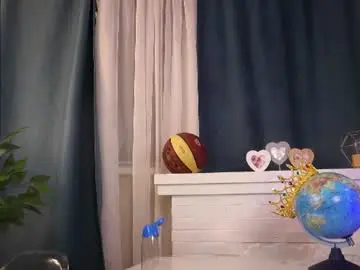 Maybellebyone  live sex cam