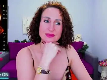 Niasmithh  live sex cam