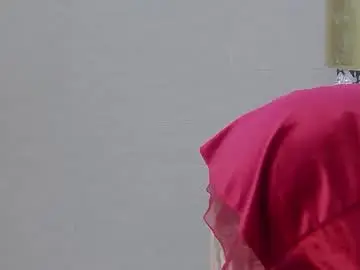 Selenahanson  live sex cam