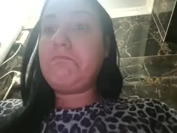 Sexy_slimm25  live sex cam