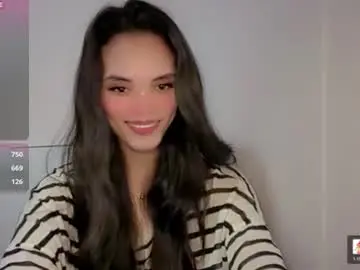 _serafina  live sex cam