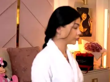 Alexaheyess  live sex cam