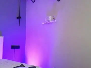 Avgustina_love  live sex cam