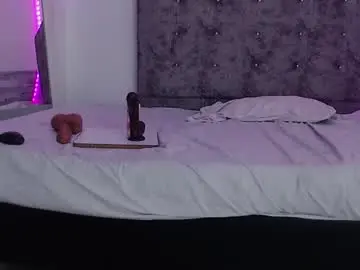 Forbiddencougar  live sex cam